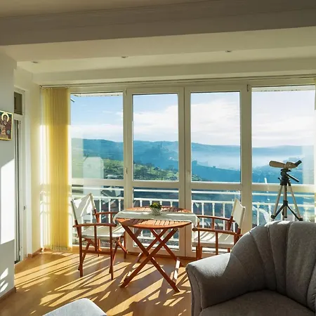 Tsarevets Panoramic شقة